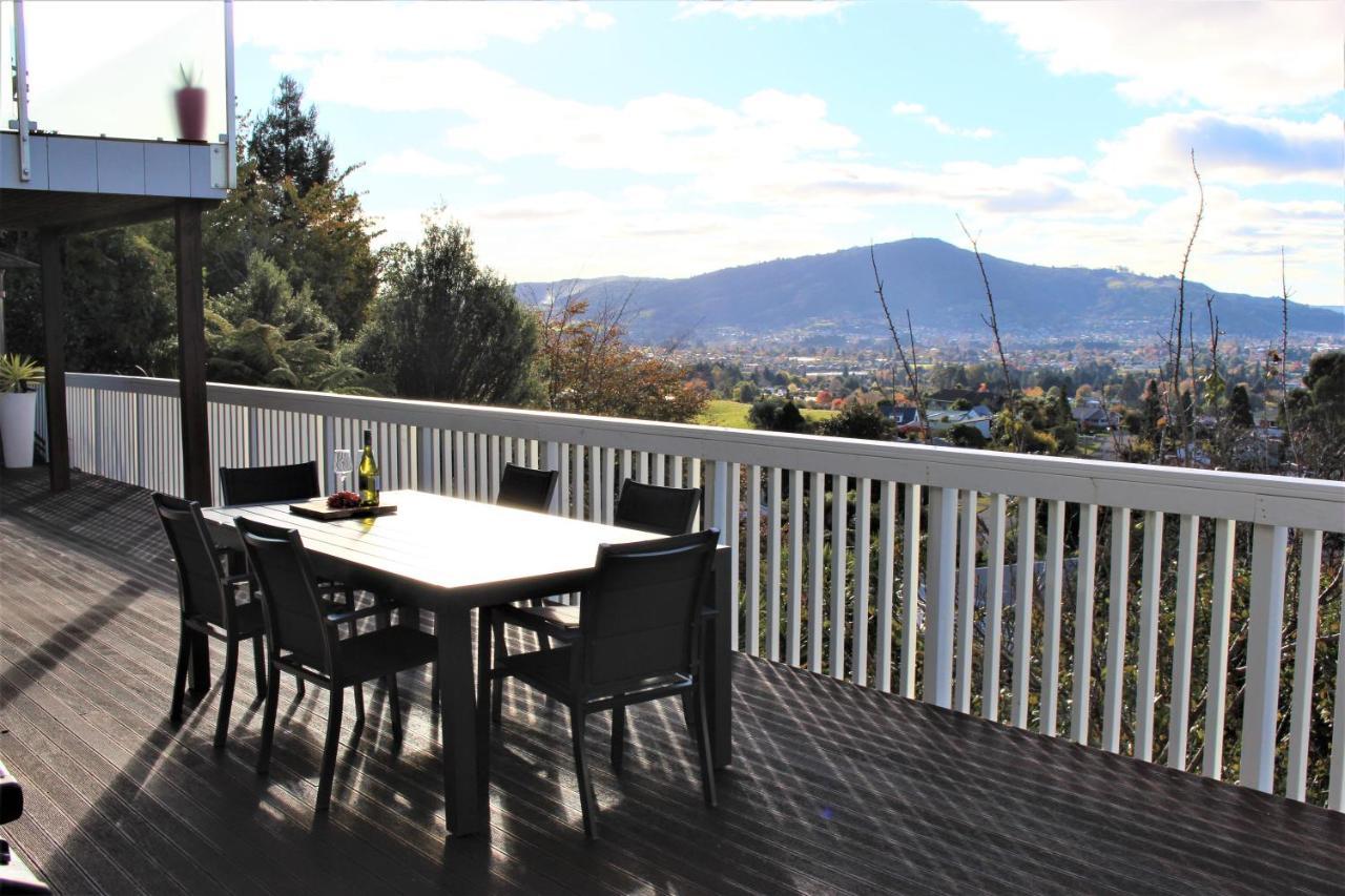 Serenity Views Rotorua Exterior photo